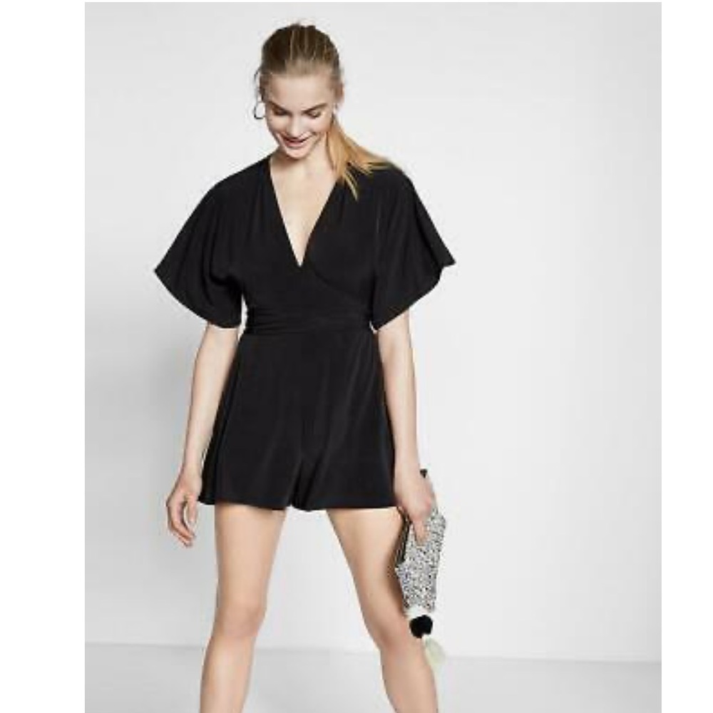 EXPRESS Black Tie-Back Kimono Sleeve C-neck Romper